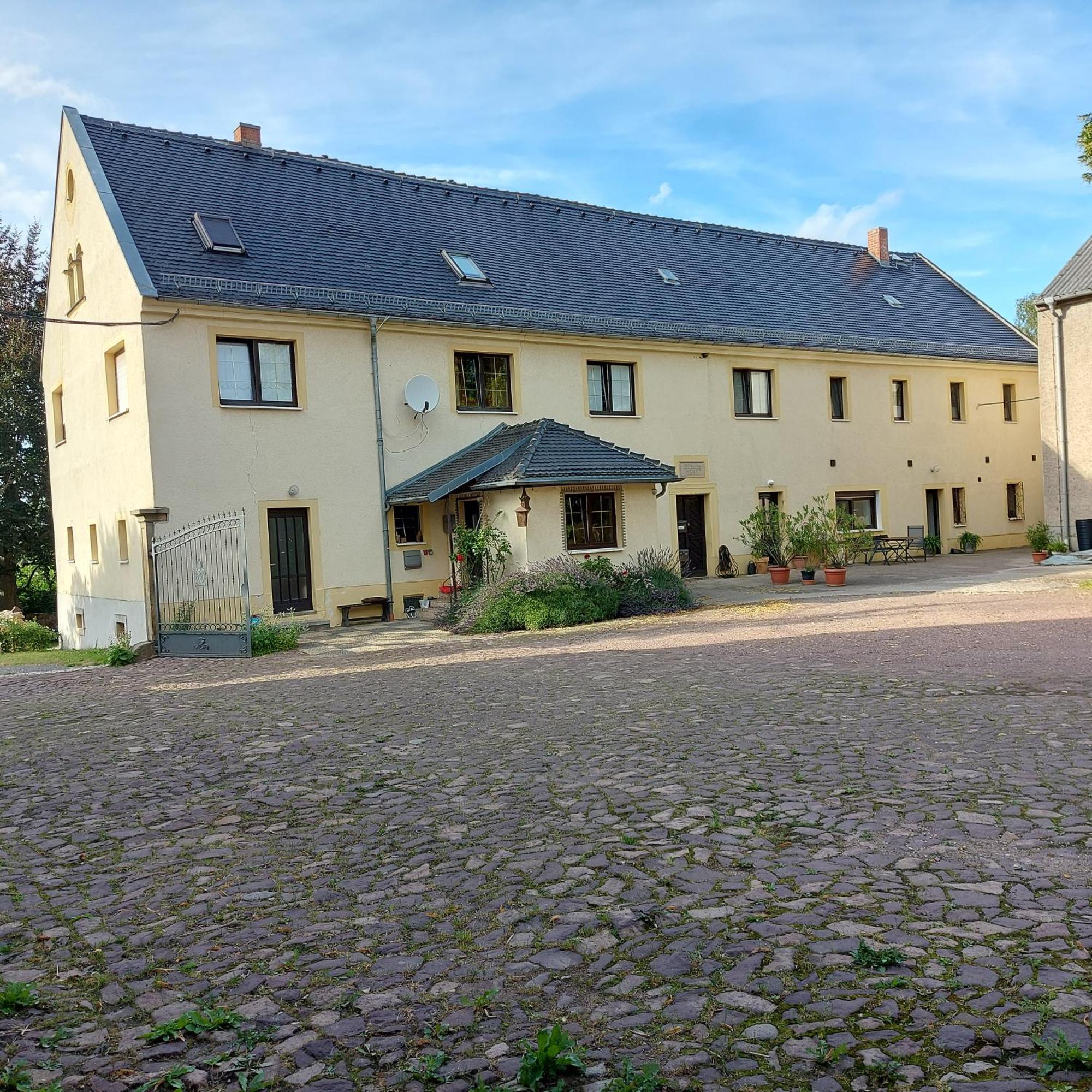 Schwalbennest Kaisitz Lägenhet Exteriör bild